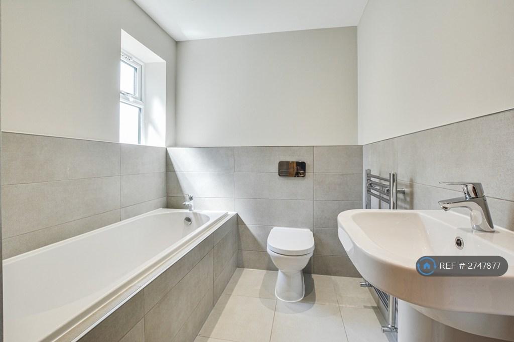 First Floor Bathroom