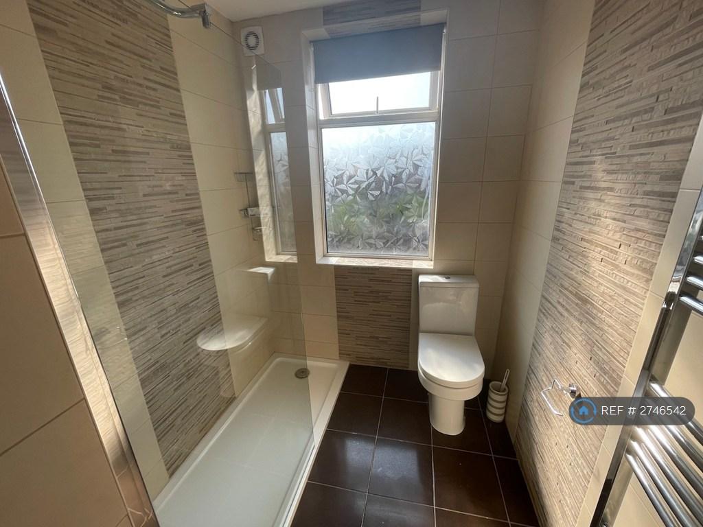 Bathroom - Toilet