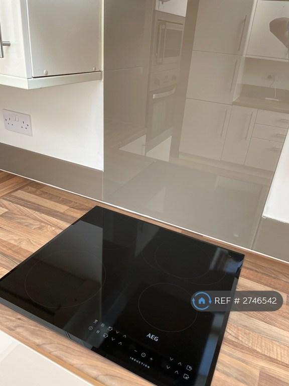 Kitchen - Hob