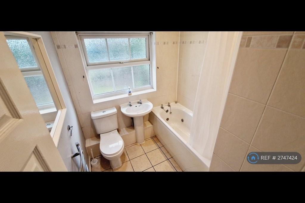 Main Bathroom