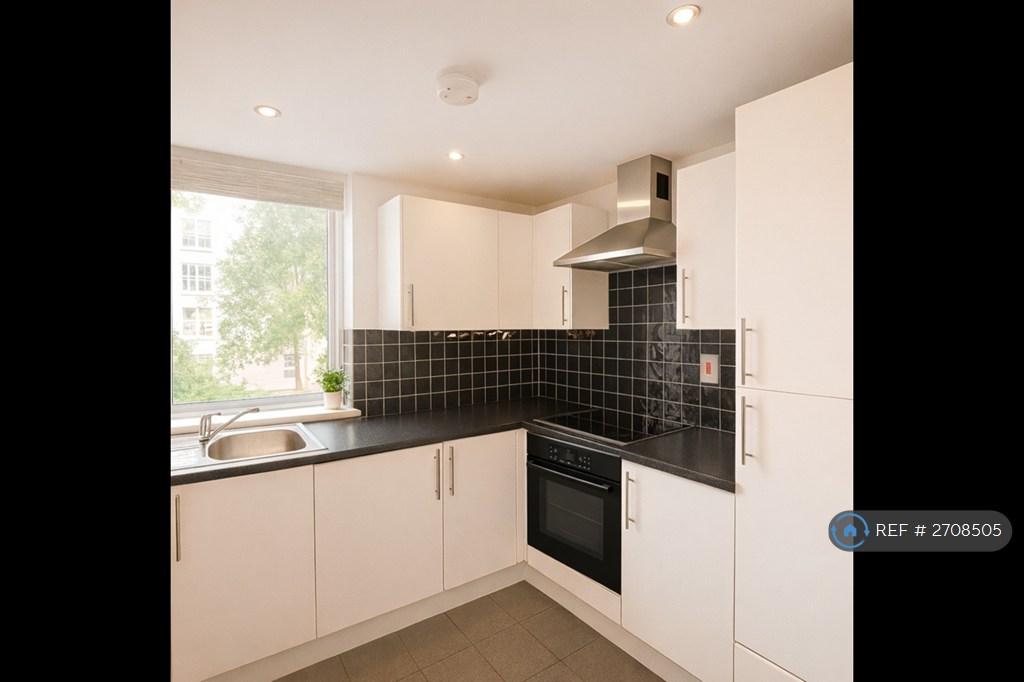 Stylish Fitted Kitchen With Integrated Appliances