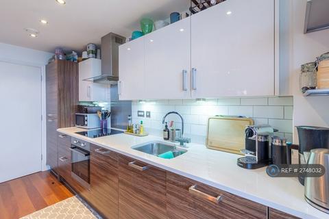 1 bedroom flat to rent, Arments Court, London, SE5