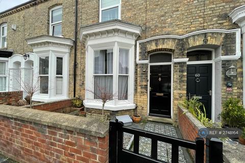 2 bedroom terraced house to rent, Fountayne Street, York, YO31