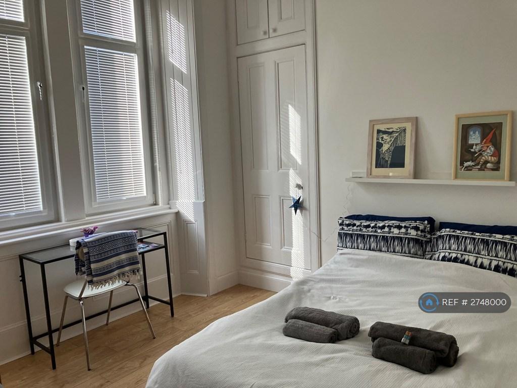 Double Bedroom 2