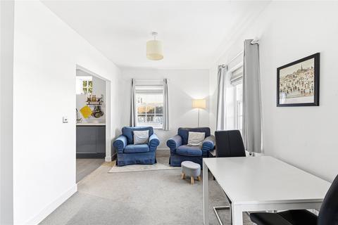 2 bedroom apartment for sale, High Street, Silsoe, Bedfordshire, MK45