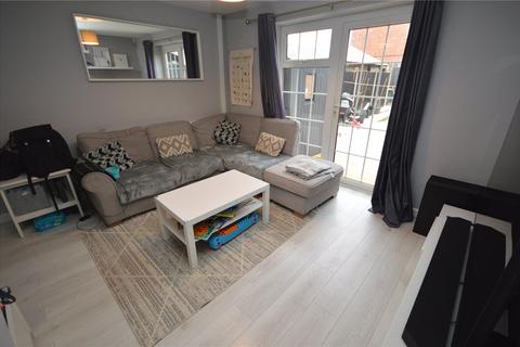 2 bedroom terraced house for sale, Kestrel Way, Luton, Bedfordshire, LU4