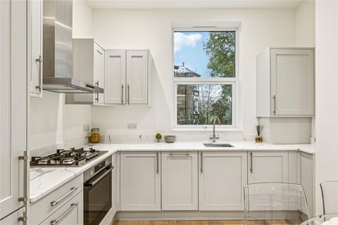 2 bedroom apartment for sale, Vardens Road, SW11