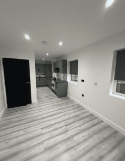 4 bedroom terraced house to rent, Chelmsford Terrace, Bradford, BD3
