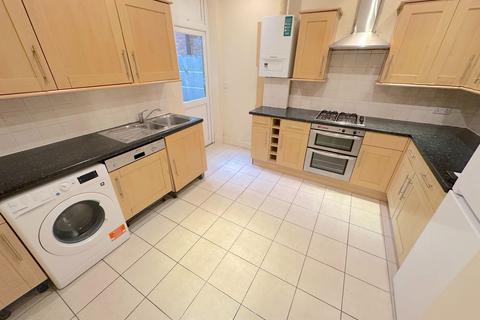 1 bedroom flat to rent, Flat ,  Ingram Road, London