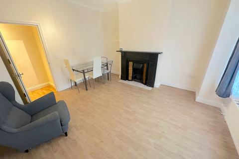 1 bedroom flat to rent, Flat ,  Ingram Road, London