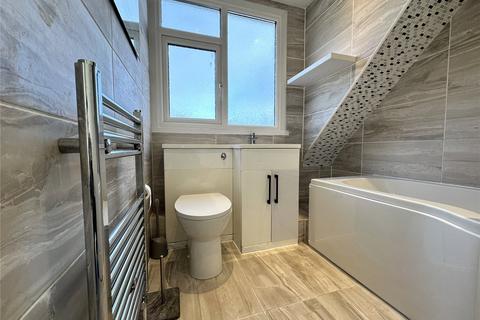 3 bedroom semi-detached house to rent, Silverdale Avenue, Leeds, West Yorkshire