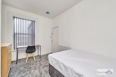 1 bedroom in a house share to rent, Room 4, 17 Campbell Road, Stoke-on-Trent ST4