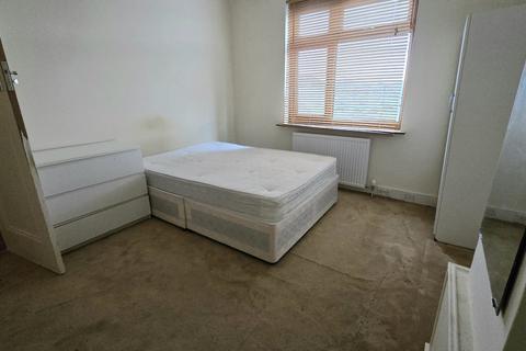 undefined, Braintree Avenue,  Ilford, IG4