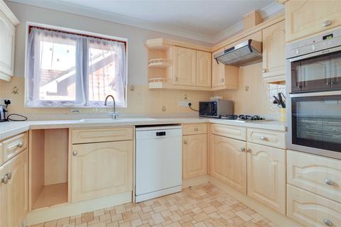 2 bedroom bungalow for sale, Ley Meadow Drive, Roundswell, Barnstaple, Devon, EX31