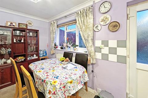 undefined, Queens Crescent, Bodmin, Cornwall, PL31