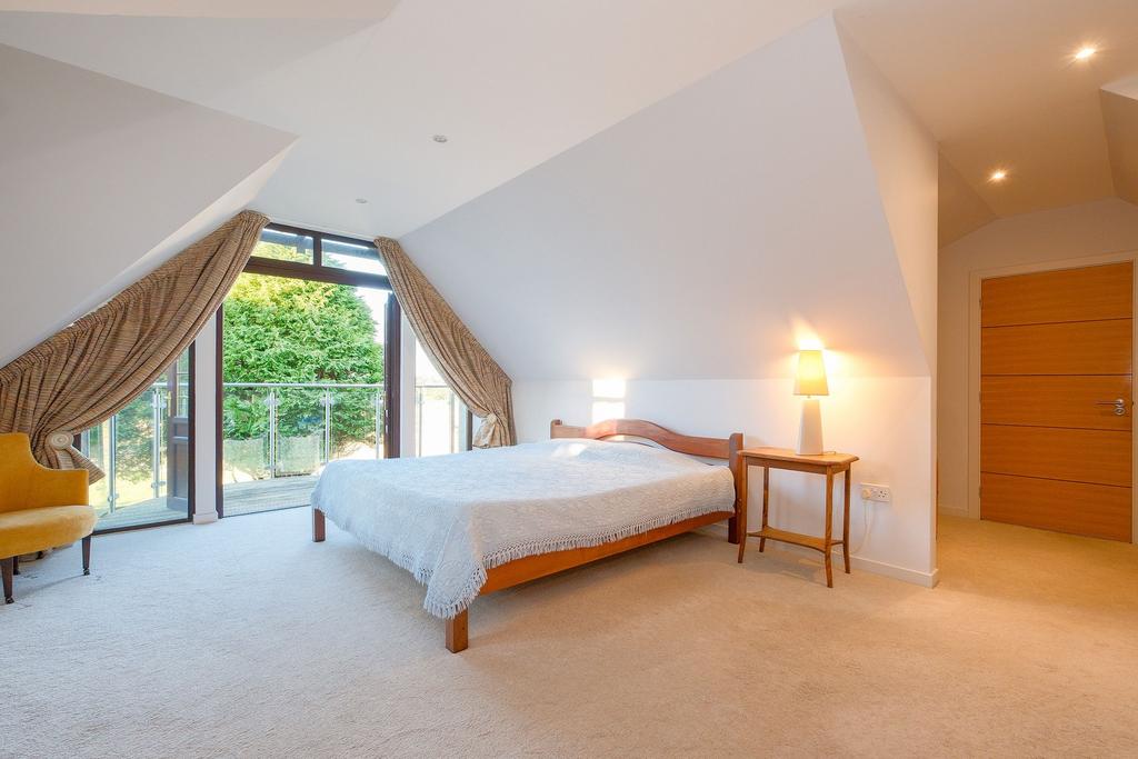 Master bedroom alternative view