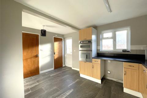 3 bedroom semi-detached house to rent, Sycamore Grove, Trowbridge