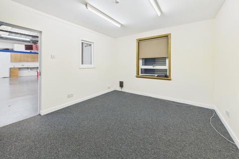 Industrial development to rent, Wellheads Cres Aberdeen AB21 7GA