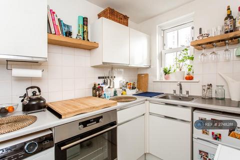 undefined, Fairfoot Road, London, E3