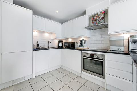 1 bedroom flat to rent, Hardwicks Square, SW18