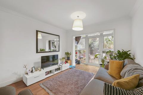 undefined, Turenne Close, SW18