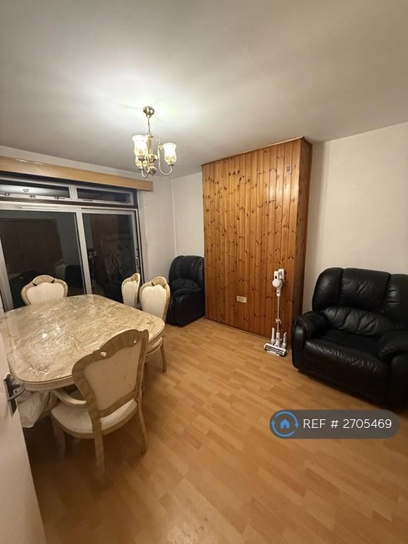 Shared Living Dinning