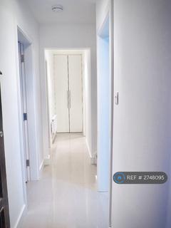 1 bedroom in a house share to rent, London, London, NW2