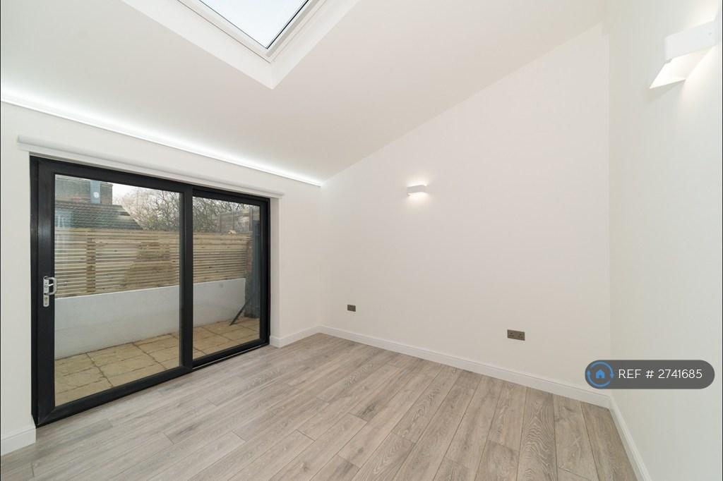 Bedroom 1 - Taken Prior To Current Tenancy