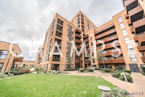 2 bedroom flat to rent, Tabbard Apartments, W3