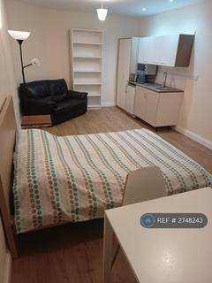 Studio to rent, Nuns Way, Cambridge, CB4
