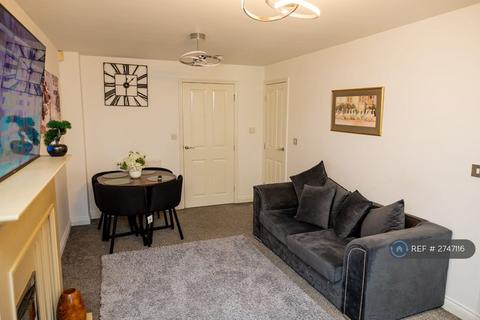 1 bedroom in a house share to rent, Hallbridge Gardens, Bolton, BL1