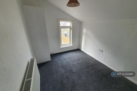 3 bedroom terraced house to rent, Albany Road, Gillingham, ME7