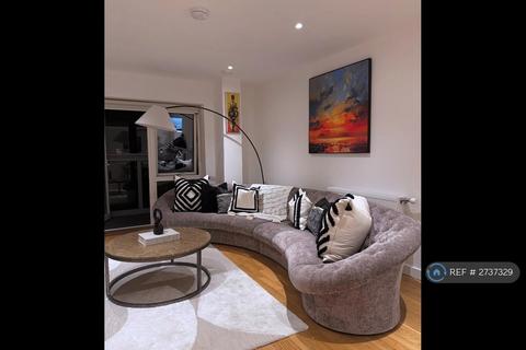 2 bedroom flat to rent, Wellesley Court, London, SE1