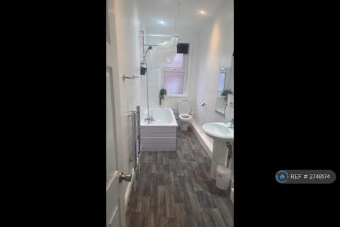 1 bedroom in a house share to rent, Beck Road, Leeds, LS8