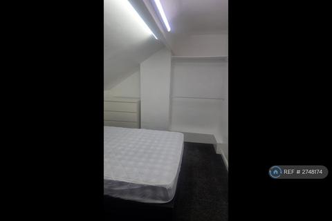 1 bedroom in a house share to rent, Beck Road, Leeds, LS8