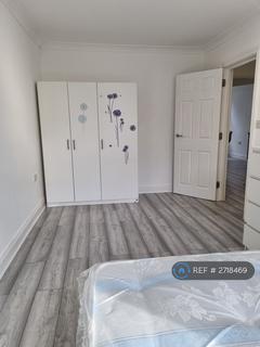 2 bedroom flat to rent, White Chapel Road, London, E1