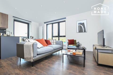 Greenford Quay, Greenford, UB6