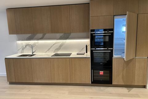 2 bedroom flat to rent, 10 Park Drive, E14