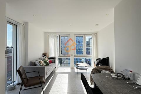 1 bedroom flat to rent, Bouchon Point, 7 Cendal Crescent, London, E1