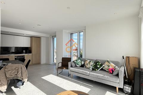1 bedroom flat to rent, Bouchon Point, 7 Cendal Crescent, London, E1