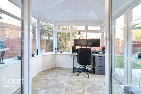 4 bedroom detached house for sale, Challinor, Harlow