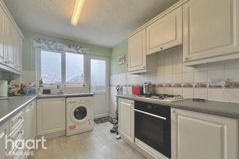 undefined, Cranbrook Drive, Luton