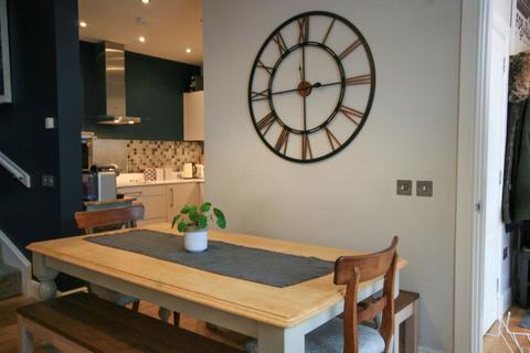 2 bedroom property to rent, Dewar Place Lane, West End, Haymarket