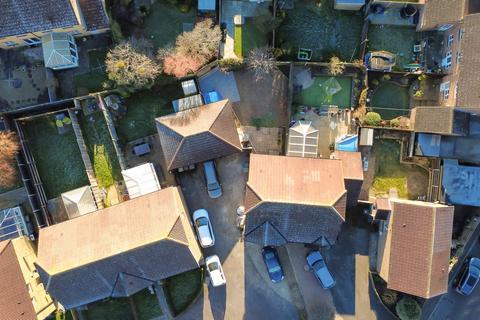 undefined, Tom Joyce Close, Snodland ME6