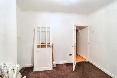 2 bedroom terraced house for sale, Vernon Road, Leicester