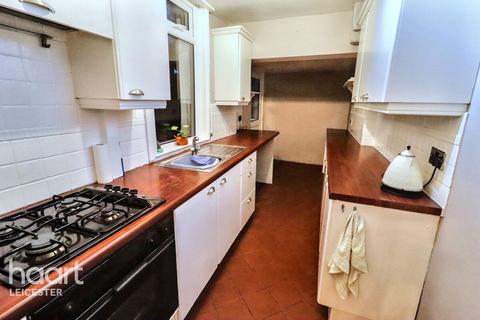 2 bedroom terraced house for sale, Vernon Road, Leicester