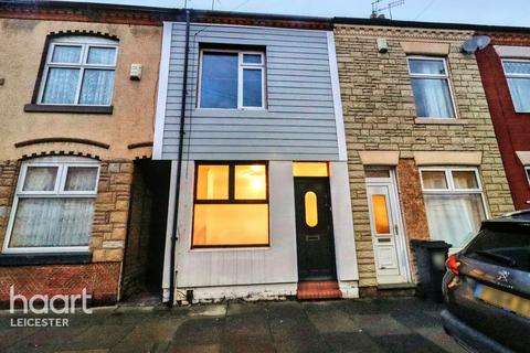 2 bedroom terraced house for sale, Vernon Road, Leicester