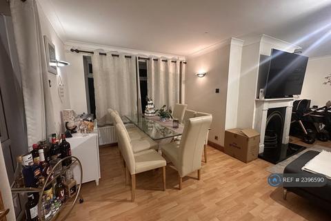 undefined, Wrights Walk, Bursledon, Southampton, SO31