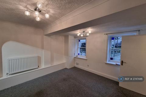 1 bedroom flat to rent, Chandos Square, Broadstairs, CT10