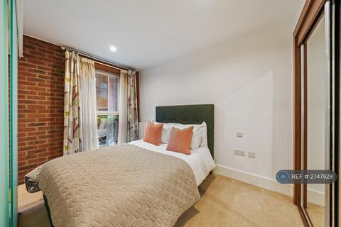 1 bedroom flat to rent, Warehouse Court, London, SE18